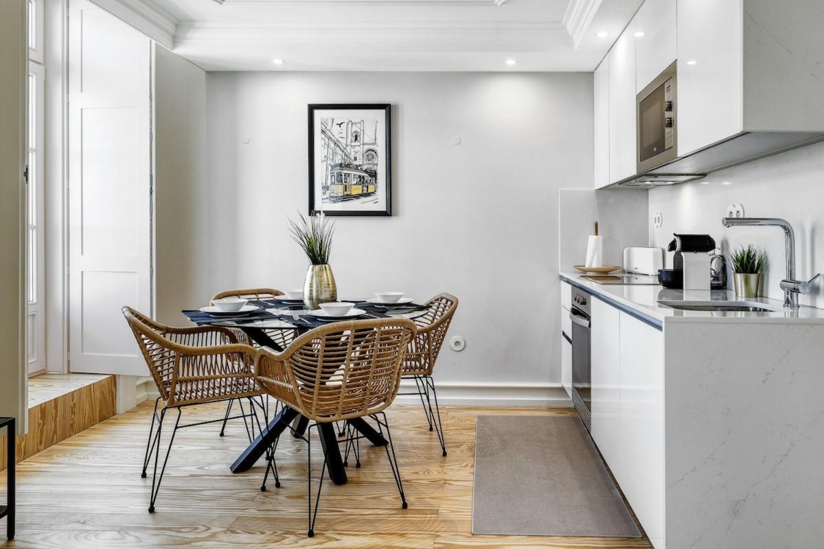 Lisbon Beautiful 2 Bedroom Apartment With Views In Rua Augusta 리스본 외부 사진